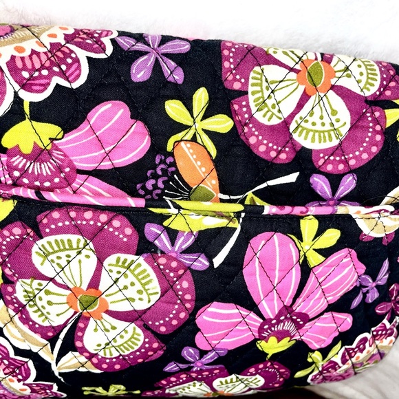 VERA BRADLEY CROSSBODY PINK PURPLE BLACK FLORAL PURSE 10x8x3 - Picture 7 of 14